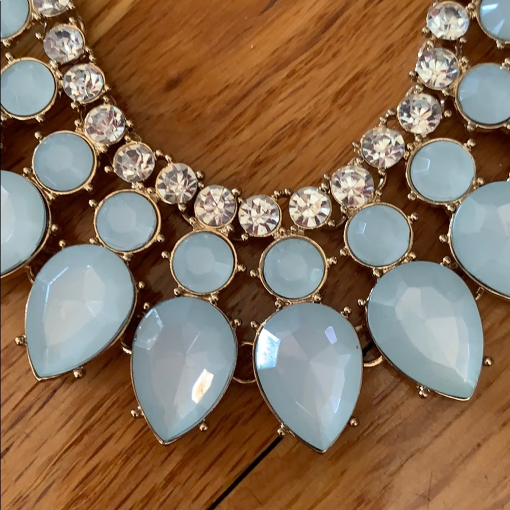 Statement necklace - Picture 2 of 3